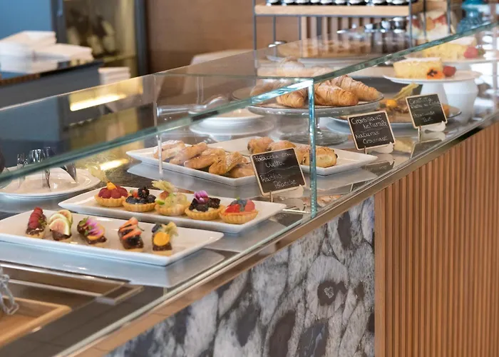 Kiss Beachfront & RestaurantAlbergo